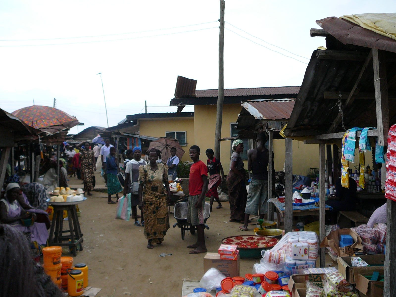Amakiri Market: The researchers found that infertile Amakiri women were more disadvantaged than their Lopon counterparts. Amakiri Market: The researchers found that infertile Amakiri women were more disadvantaged than their Lopon counterparts.