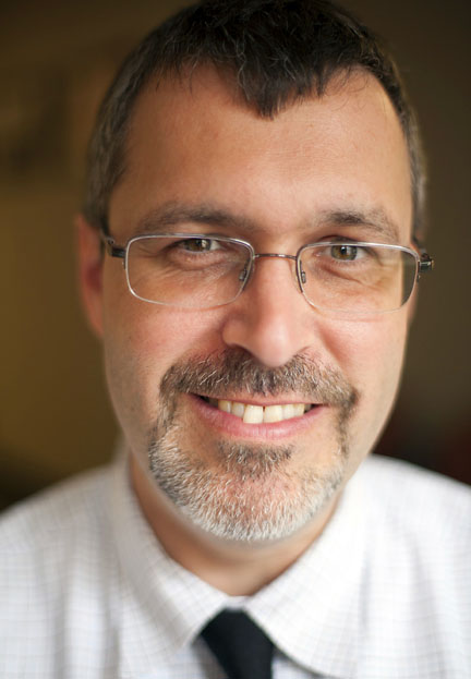 Andrew Simmons: “The Brown alumni community is such a fantastic resource, but students don’t always know how to approach it.” Andrew Simmons: “The Brown alumni community is such a fantastic resource, but students don’t always know how to approach it.”