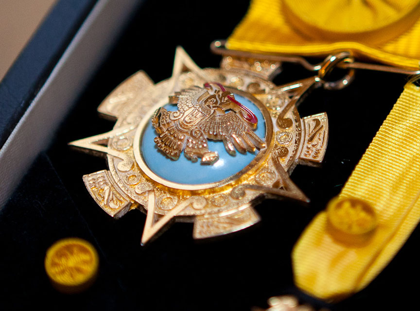 Orden Mexicana del Aguila Azteca: The Order of the Aztec Eagle was established in 1933 as Mexico’s highest honor for foreign citizens. Recipients have included Sen. Edward M. Kennedy, Nelson Mandela, Bill Gates, Dwight Eisenhower, and Queen Elizabeth II. Credit: Sergio Ochoa Orden Mexicana del Aguila Azteca: The Order of the Aztec Eagle was established in 1933 as Mexico’s highest honor for foreign citizens. Recipients have included Sen. Edward M. Kennedy, Nelson Mandela, Bill Gates, Dwight Eisenhower, and Queen Elizabeth II. Credit: Sergio Ochoa