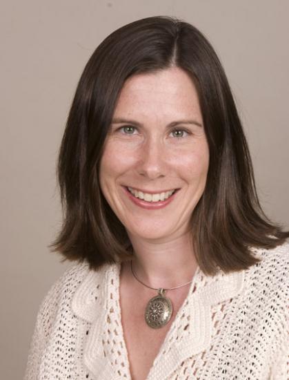 Heather Leslie: Understanding how coastal communities cope helps develop proactive and comprehensive policies. Heather Leslie: Understanding how coastal communities cope helps develop proactive and comprehensive policies.
