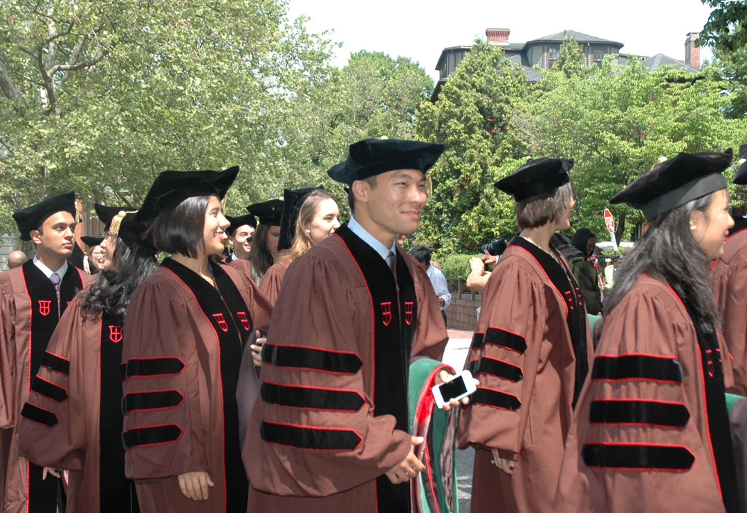 Alpert Medical School to award 113 degrees | News from Brown